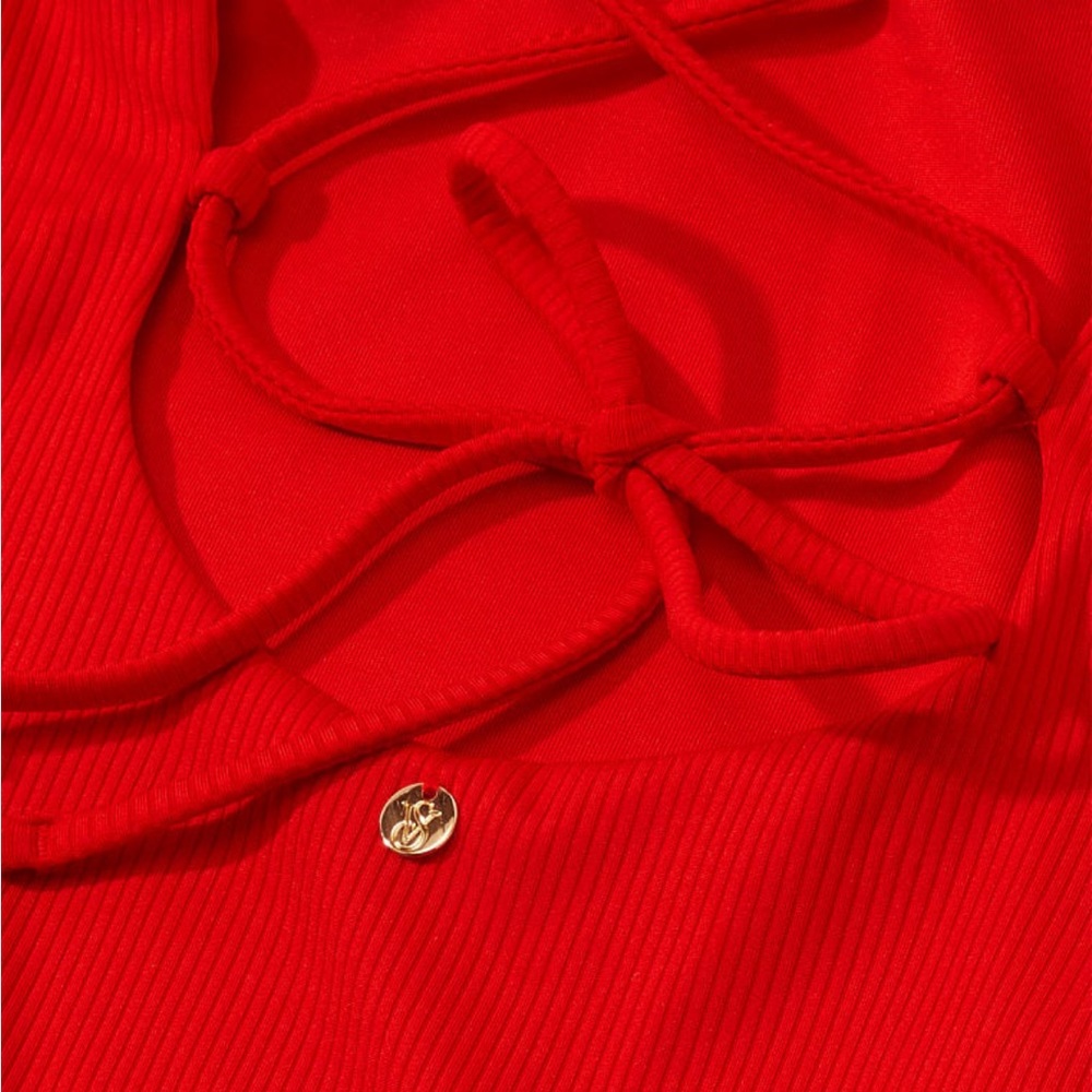 VS SCOOP ONE PIECE SWIMSUIT XXL RED RIB NWT - Picture 4 of 5